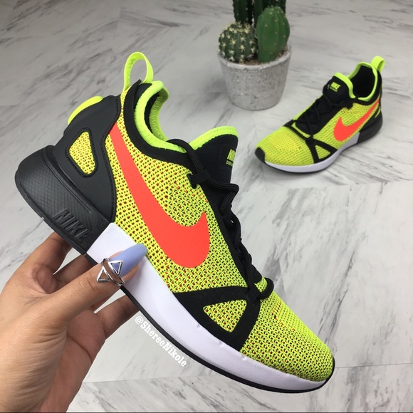 Nike Shoes - NIKE Shoes Dual Racer